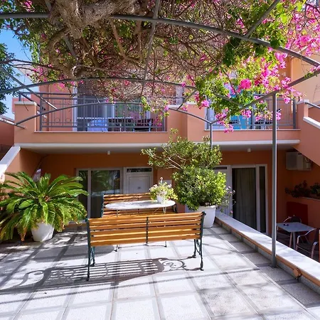 Poseidon Aparthotel Palaiochora
